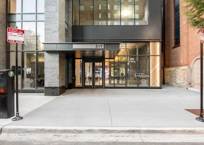 Blueground River North Pool Gym Nr Riverwalk Chi-1049 Чикаго