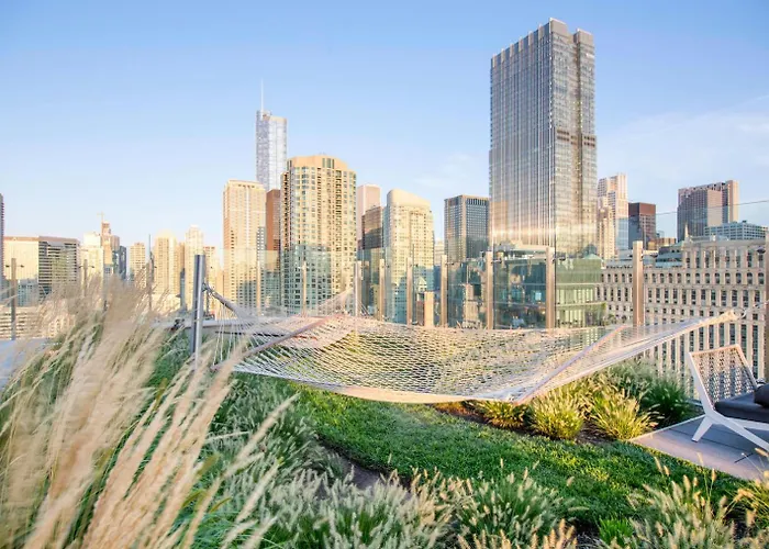 Blueground River North Pool Gym Nr Riverwalk Chi-1049 Апартаменты Чикаго